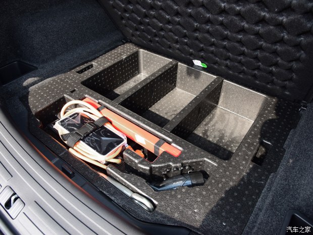 上汽集团 荣威RX5新能源 2017款 ERX5 纯电动版 上汽集团 荣威RX5新能源 2017款 ERX5 纯电动版